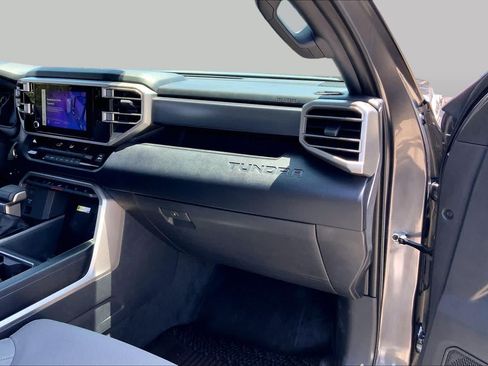 Used 2025 Toyota Tundra SR5 AWD/4WD image 18