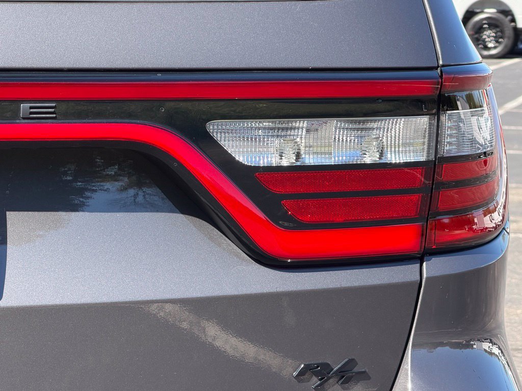 Used 2023 Dodge Durango R/T w/ Blacktop Package AWD/4WD image 12