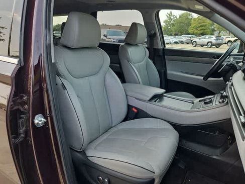 Used 2023 Hyundai Palisade SEL FWD image 18