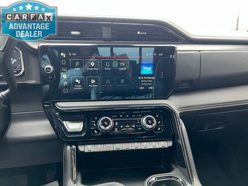 Used 2024 GMC Sierra 2500 AT4X w/ AT4X AEV Edition AWD/4WD image 14