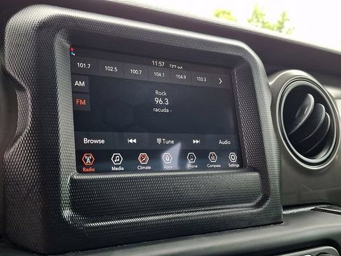 Used 2023 Jeep Wrangler Unlimited Sport AWD/4WD image 16
