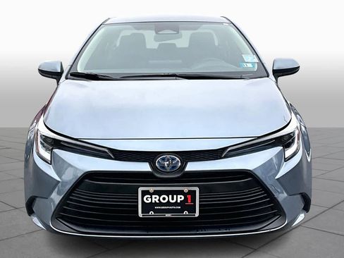 Certified 2024 Toyota Corolla LE w/ LE Convenience Package image 4