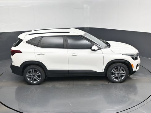 Used 2023 Kia Seltos S image 36