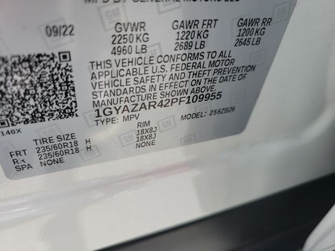 Certified 2023 Cadillac XT4 Luxury FWD image 35