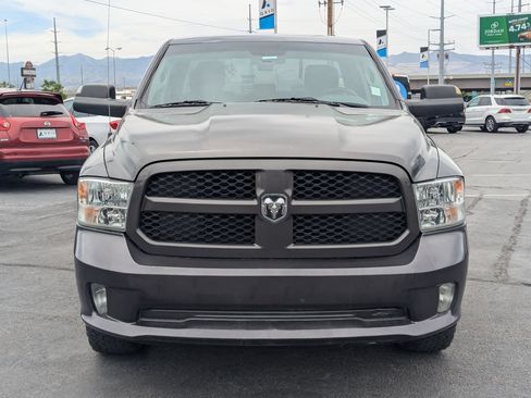 Used 2018 RAM 1500 Express AWD/4WD image 11