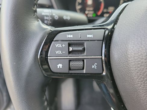 Used 2025 Honda CR-V EX-L image 21