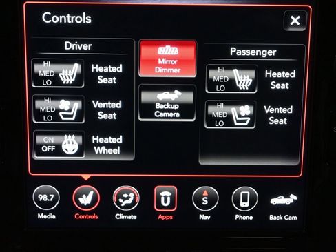 Used 2021 RAM 1500 Laramie image 11