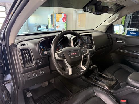 Used 2017 GMC Canyon SLT w/ Driver Alert Package AWD/4WD image 9