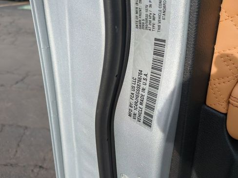 New 2025 Jeep Grand Cherokee Summit image 37