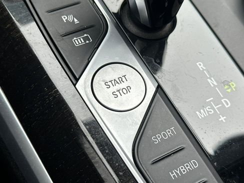 Used 2021 BMW 330e w/ Driving Assistance Package image 35