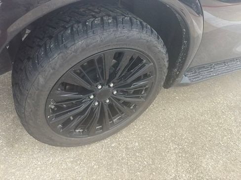 Used 2022 Nissan Armada SL w/ Midnight Edition Package RWD image 5