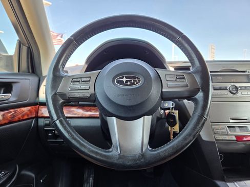 Used 2010 Subaru Outback 2.5i Limited AWD/4WD image 43