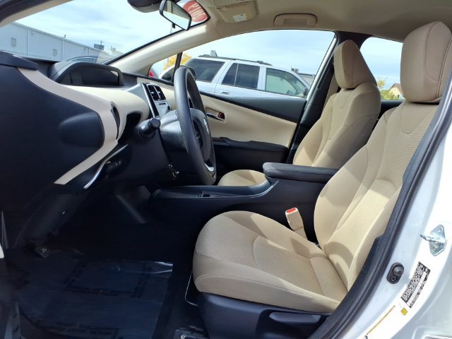 Used 2019 Toyota Prius LE FWD image 15