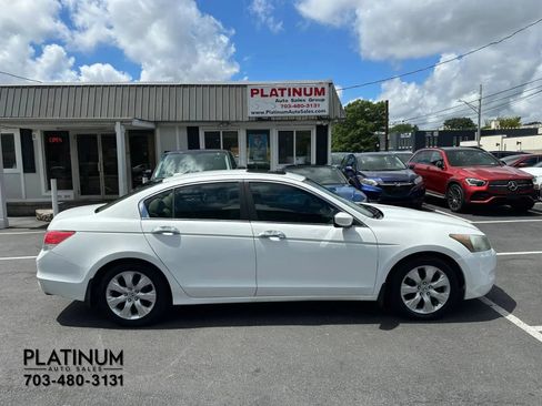 Used 2010 Honda Accord EX-L image 2