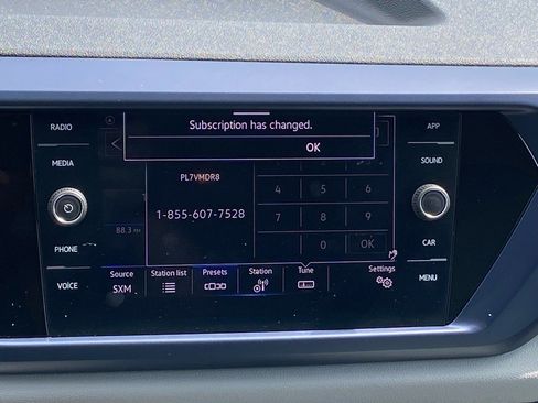 Used 2022 Volkswagen Taos SE image 9