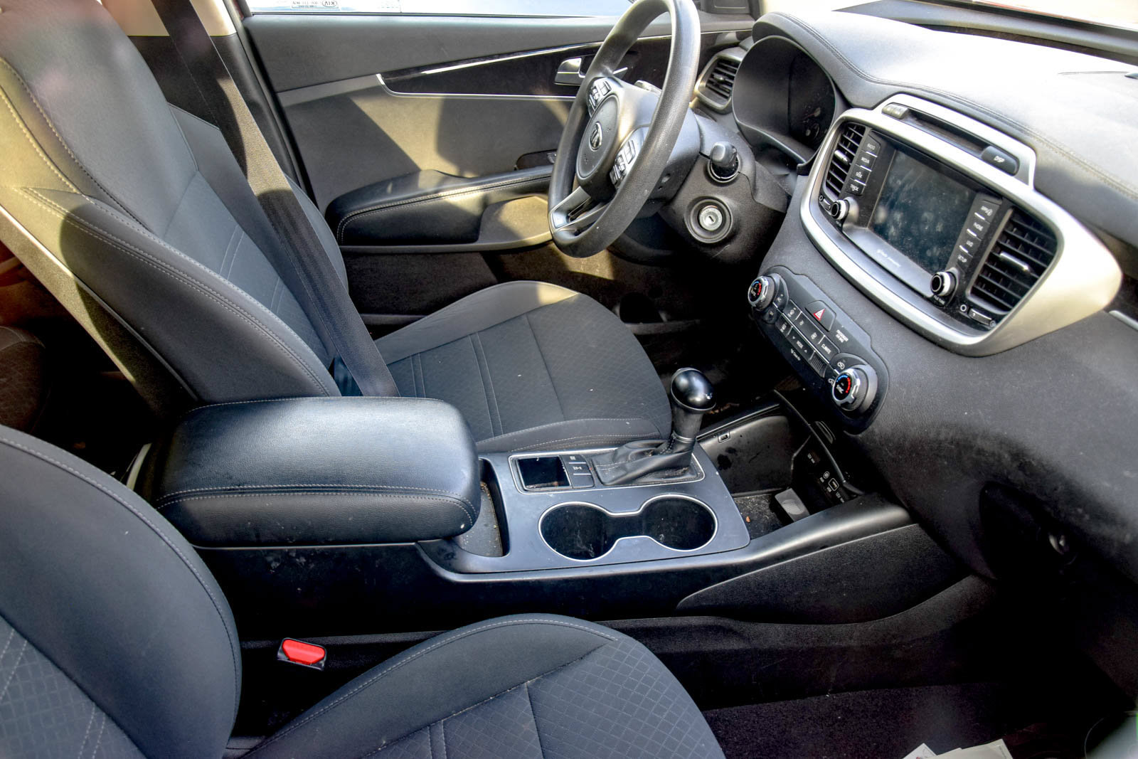 Used 2018 Kia Sorento AWD image 19