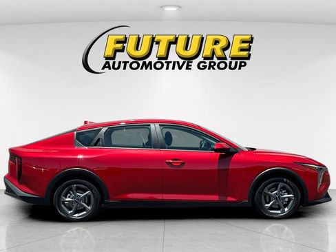 Certified 2026 Kia K4 FWD image 3
