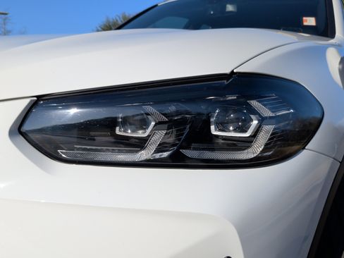 Used 2022 BMW X3 xDrive30i w/ Premium Package 2 image 3