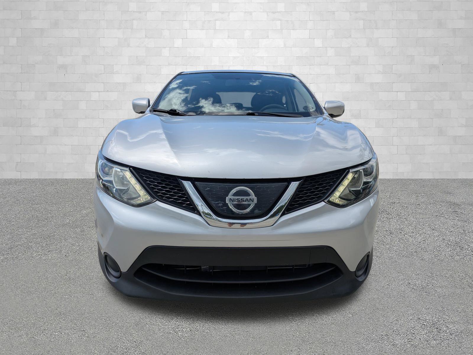 Used 2019 Nissan Rogue Sport S FWD image 6