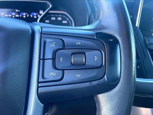 Used 2021 GMC Yukon XL SLT w/ Rear Media and Nav Package image 22