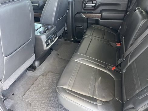 Used 2023 GMC Sierra 3500 Denali w/ Denali Ultimate Package AWD/4WD image 8