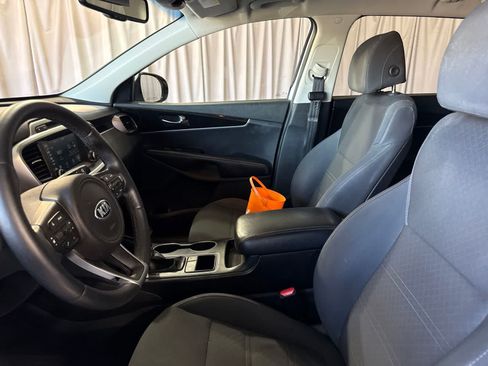 Used 2017 Kia Sorento AWD w/ LX V6 Convenience Package image 21