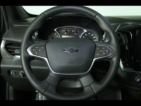 Used 2023 Chevrolet Traverse LT w/ Midnight/Sport Edition image 20