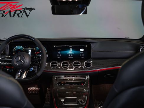 Used 2023 Mercedes-Benz E 63 AMG S image 59
