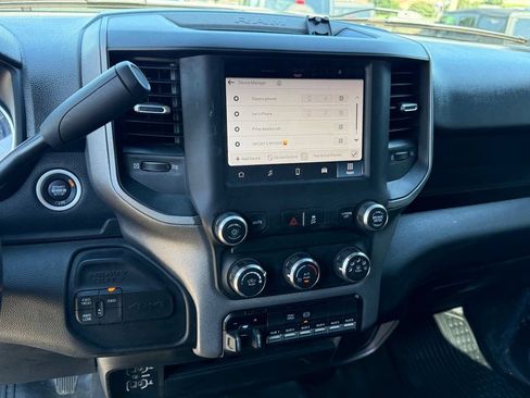Used 2024 RAM 3500 Tradesman w/ Chrome Appearance Group AWD/4WD image 20