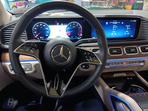 Certified 2024 Mercedes-Benz GLS 450 4MATIC image 5