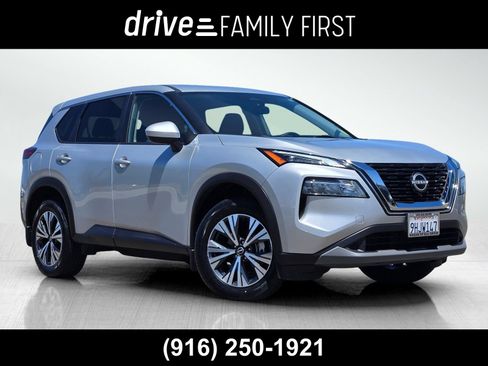 Used 2023 Nissan Rogue SV FWD image 1