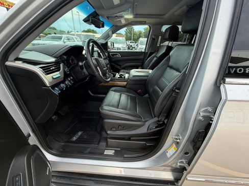 Used 2019 GMC Yukon Denali w/ Open Road Package AWD/4WD image 7