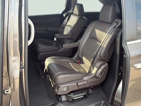Used 2019 Honda Odyssey EX-L image 25