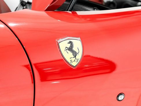 Used 2024 Ferrari Roma image 39