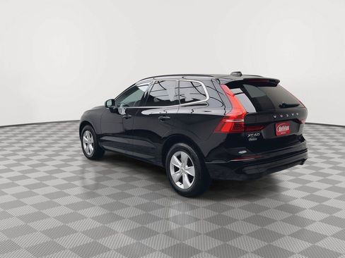 Used 2022 Volvo XC60 B5 Momentum AWD/4WD image 39