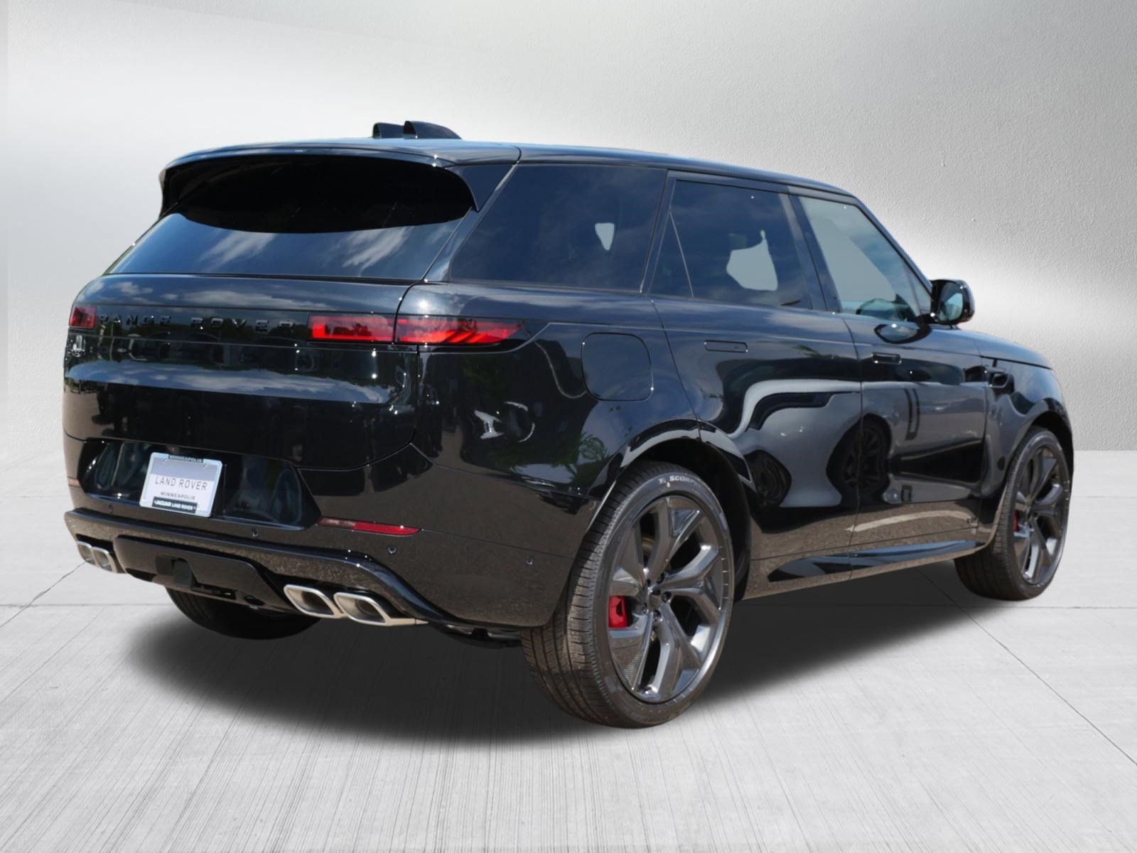 New 2026 Land Rover Range Rover Sport Dynamic SE AWD/4WD image 2