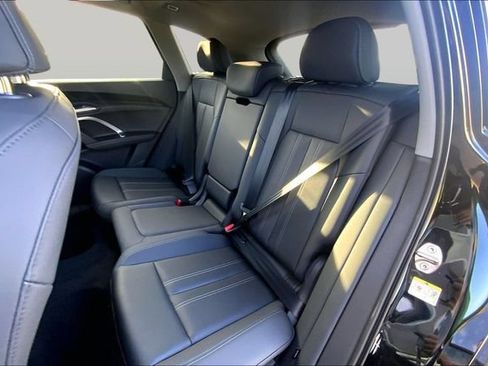 New 2026 Audi Q5 Premium Plus AWD/4WD image 9