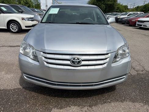Used 2007 Toyota Avalon FWD image 2