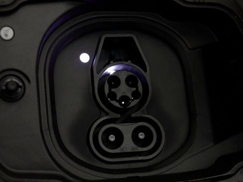 New 2026 BMW i5 eDrive40 w/ M Sport Package image 19