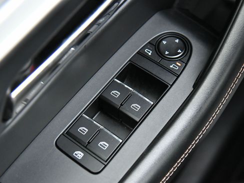 Used 2024 MAZDA CX-90 3.3 Turbo w/ Preferred Plus image 34