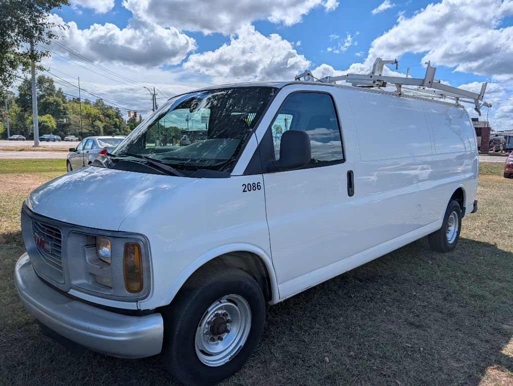 Used 2001 GMC Savana 2500 Extended RWD image 3