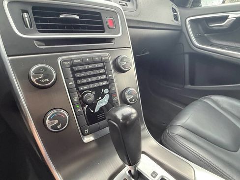 Used 2012 Volvo S60 T5 w/ Climate Pkg FWD image 63