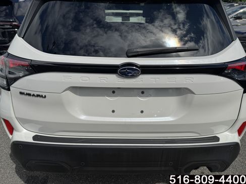 Used 2025 Subaru Forester Limited AWD/4WD image 40