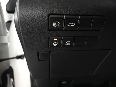 Used 2020 Lexus RX 350 AWD w/ Premium Package image 18