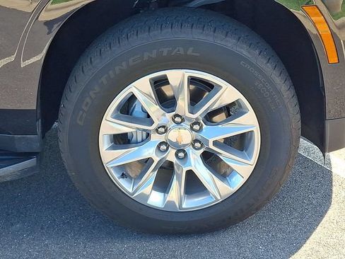 Used 2025 Chevrolet Tahoe Premier AWD/4WD image 30
