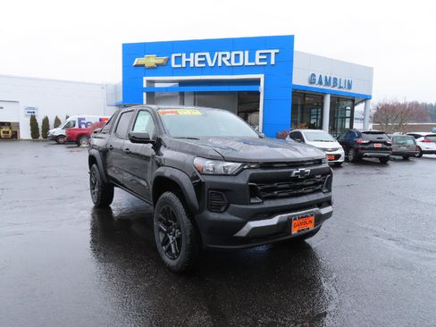 New 2025 Chevrolet Colorado Trail Boss w/ Midnight Edition image 37