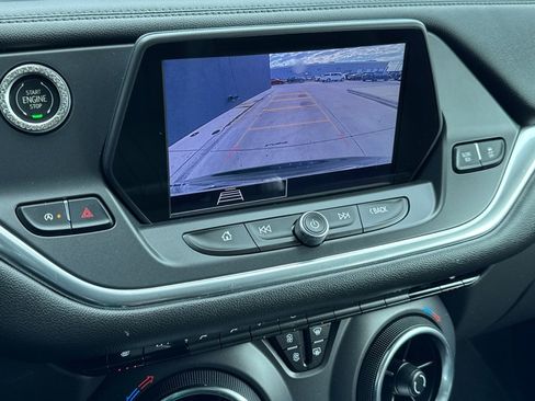 Used 2022 Chevrolet Blazer LT image 12