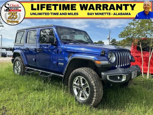 Used 2018 Jeep Wrangler Unlimited Sahara AWD/4WD image 1