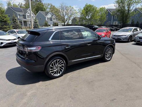 Used 2019 Lincoln Nautilus Reserve AWD/4WD image 7