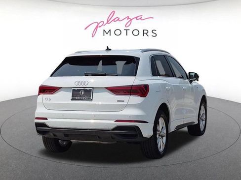 Certified 2025 Audi Q3 2.0T Premium w/ Convenience Package AWD/4WD image 5